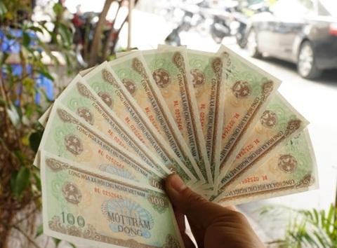 Tờ tiền 100 đồng vẫn đang được Ngân hàng Nhà nước Việt Nam lưu hành