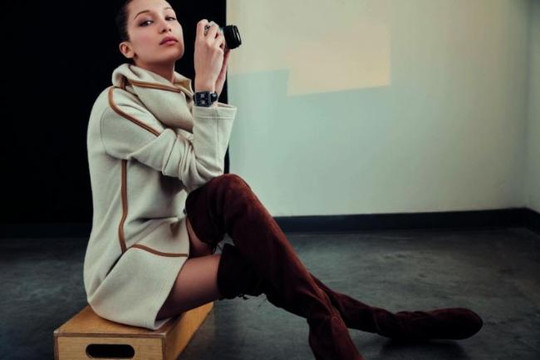 Tag Heuer ra mắt mẫu đồng hồ phiên bản giới hạn mang tên ‘chân dài’ Bella Hadid