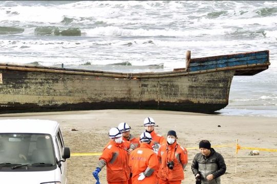  Thỏa thuận đánh cá Trung Quốc - Triều Tiên và những con 'tàu ma' 