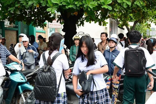 Học sinh huyện Cần Giờ được nghỉ học 2 ngày tránh bão Tembin