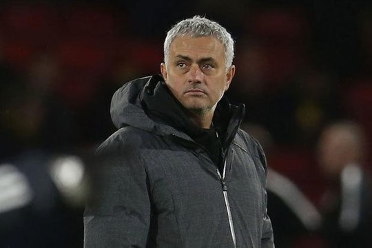 M.U thi đấu kém xa Man City khiến tương lai HLV Mourinho bấp bênh 