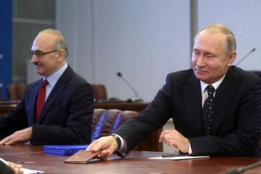 Ông Putin nộp hồ sơ tranh cử Tổng thống 2018