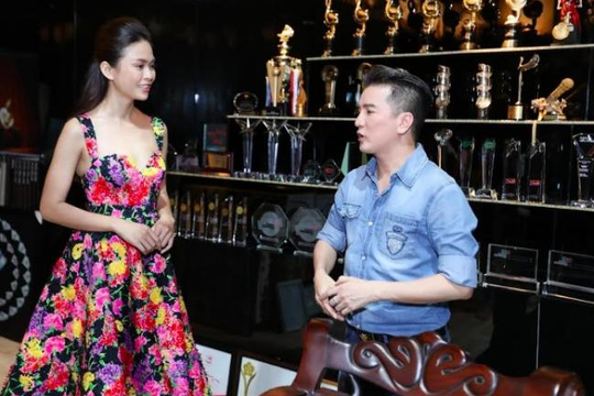 Mâu Thuỷ nhờ Đàm Vĩnh Hưng chỉ dạy trước thềm chung kết Miss Universe Vietnam 2017