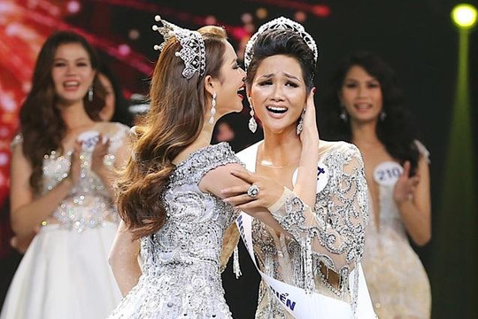 Tân Hoa hậu hoàn vũ Việt Nam H’Hen Niê: 'Hình ảnh hoa hậu Jamaica đã khiến tôi chạm tới vương miện'