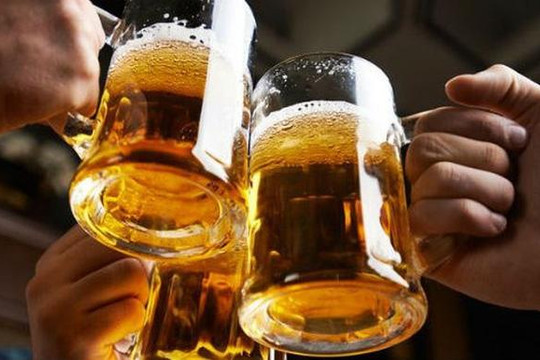 Vì sao uống rượu bia tăng nguy cơ mắc ung thư?