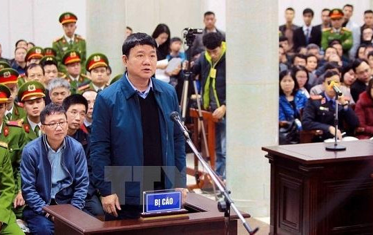 Luật sư truy vấn Đinh La Thăng, điều tra viên nói Trịnh Xuân Thanh quanh co chối tội