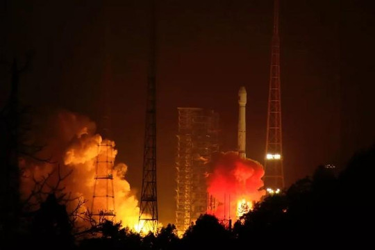 Tên lửa Trường Chinh của Trung Quốc nổ tại Quảng Tây