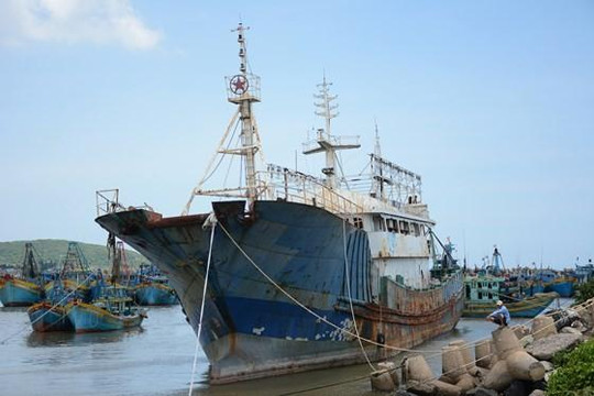 Bán đấu giá 'con tàu ma' Qiong Lin Yu dạt vào biển Bình Thuận