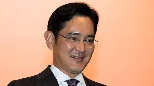 Người thừa kế Samsung Lee Jae-yong được phóng thích