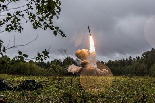 Nga dàn tên lửa hạt nhân Iskander, trấn an Litva