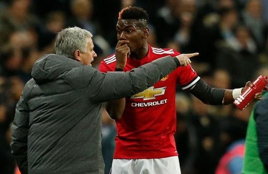 Nếu không cải thiện được phong độ của Pogba, Mourinho sẽ đánh mất phòng thay đồ M.U