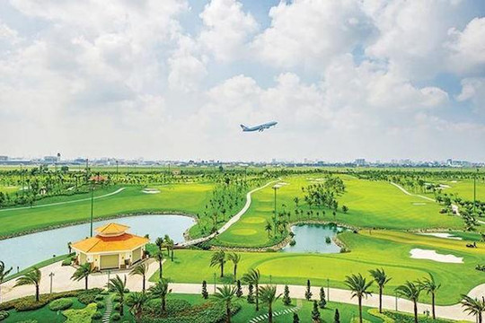 Tư vấn Pháp đề xuất không dùng đất sân golf Tân Sơn Nhất xây nhà ga mới
