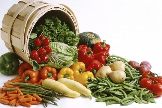 Ăn nhiều trái cây, rau củ và ngũ cốc giảm nguy cơ trầm cảm hơn 10%