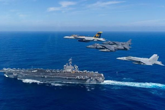 Tàu sân bay USS Carl Vinson của Mỹ đang vào vùng biển Đà Nẵng