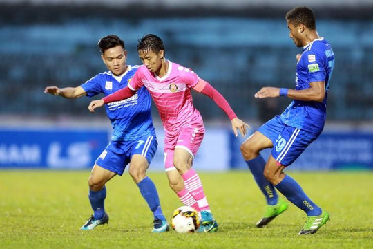 HLV Hoàng Văn Phúc: 'Quảng Nam luôn gặp khó khi thi đấu ngày khai mạc trên sân nhà'