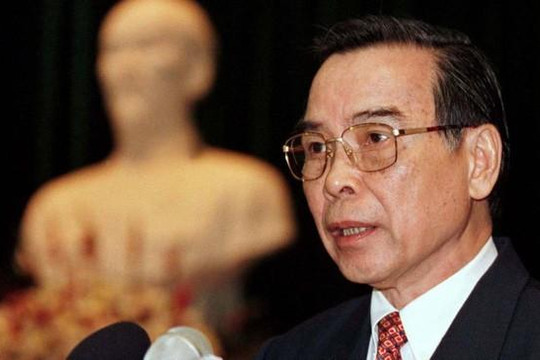 Thủ tướng Phan Văn Khải: 'Tôi về với mẹ và chỉ còn làm Chủ tịch Hội Cầu lông thôi'