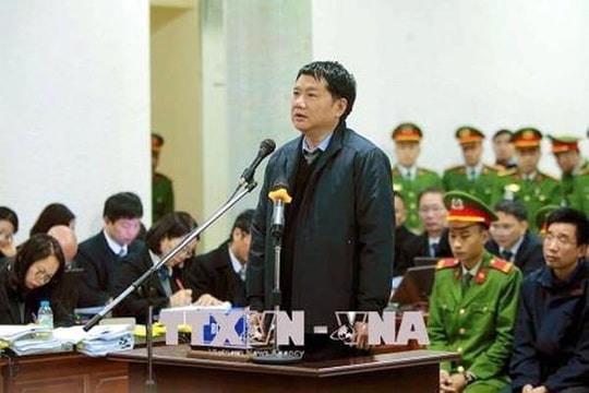 Sáng nay ông Đinh La Thăng cùng đồng phạm hầu tòa vụ góp vốn 800 tỉ đồng