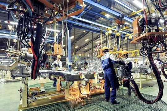 Bộ Chính trị đặt mục tiêu năm 2030 hoàn thành công nghiệp hóa, vào top 3 ASEAN