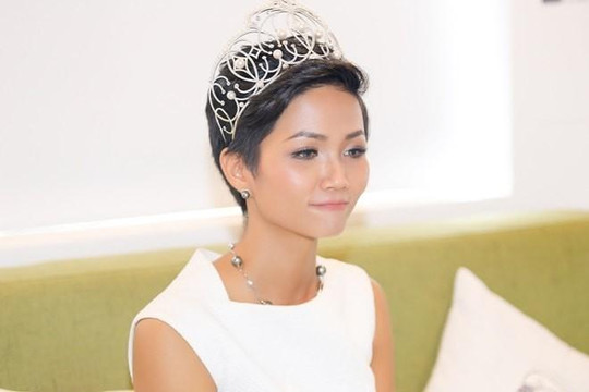 Bị chê bai nhan sắc không xứng đáng với Hoa hậu hoàn vũ, H'Hen Niê lên tiếng