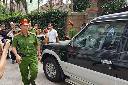 Kết thúc khám xét nhà riêng 2 cựu chủ tịch Đà Nẵng, thu nhiều tài liệu