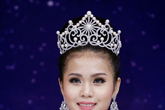 Vừa mới đăng quang, Tân Hoa hậu Biển Việt Nam toàn cầu 2018 liền vướng lùm xùm về học vấn