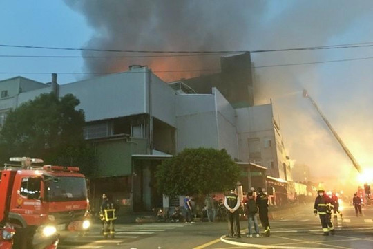 Đài Loan: Cháy nhà máy có nhiều người Việt, 5 lính cứu hỏa và 2 lao động nước ngoài thiệt mạng