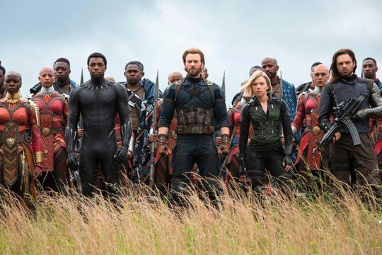 'Avengers: Infinity War' phá vỡ mọi kỷ lục về doanh thu
