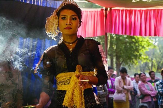 Nghề làm ‘đồng cô’ - nét văn hóa LGBT độc đáo của Á Đông