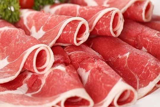 Thịt trâu, bò nhập khẩu rẻ bằng 1/3 giá thịt trong nước