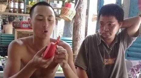 Rocker Nguyễn bị cha mẹ từ mặt, dùng chất gây nghiện​?