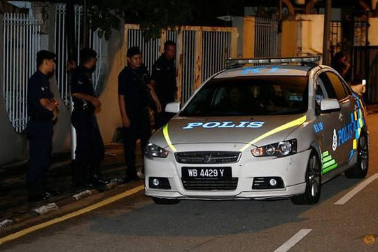 Điều tra vụ thất thoát tài sản, cảnh sát Malaysia lục soát nhà cựu Thủ tướng 