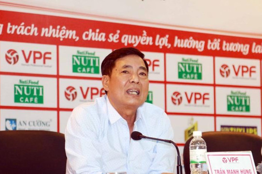  Sau clip doạ xử Phó ban trọng tài theo kiểu xã hội đen, Phó chủ tịch VPF Trần Mạnh Hùng xin từ chức 