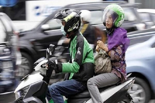 Ứng dụng gọi xe Go-Jek sắp vào Việt Nam, cạnh tranh với Grab