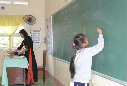 Cà Mau: 264 giáo viên có nguy cơ mất việc