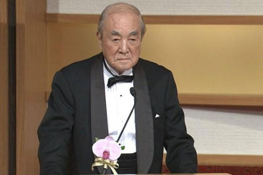 Ở tuổi 100, cựu Thủ tướng Nhật đề nghị sửa đổi Hiến pháp 