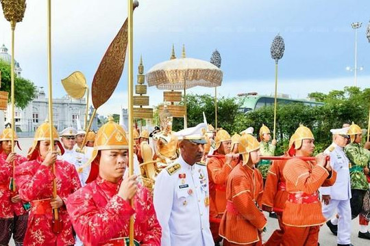 Không khí đại lễ Phật đản 2.562 tại Việt Nam và một số nước trên thế giới