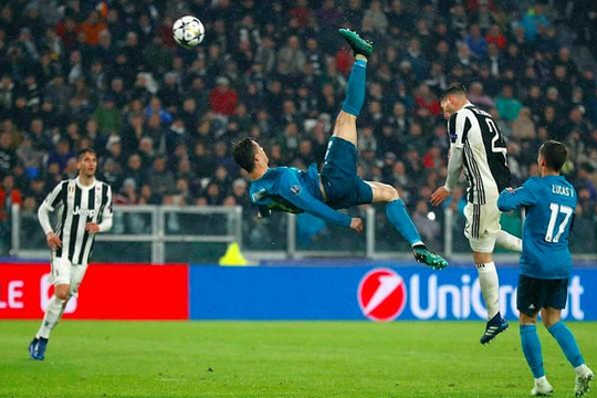 Cú đá 'xe đạp chổng ngược' của Ronaldo là bàn thắng đẹp nhất giải Champions League 2018