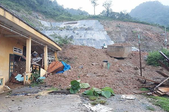 Hỏi tỉnh hỗ trợ dân sau bão 2017 gần 3 tháng mà chưa được trả lời