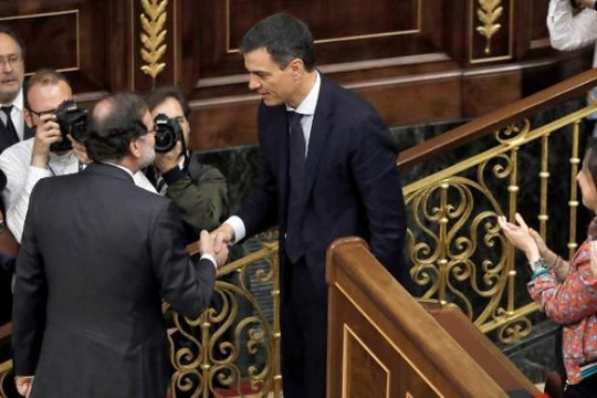 Quốc hội Tây Ban Nha phế thủ tướng đương nhiệm, bầu thủ tướng mới