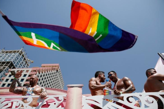Sự kiện diễu hành tự hào đồng tính lớn nhất trong thế giới Hồi giáo