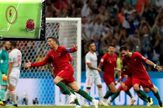 99% fan thắc mắc vì sao đồng đội không chạy tới mừng siêu phẩm của Ronaldo?