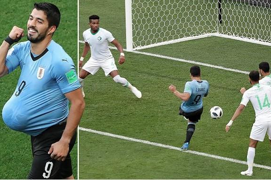 Suarez giúp Uruguay ghi danh vào vòng knock-out