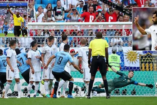 Cavani ‘nổ súng’, Uruguay đánh chiếm ngôi đầu bảng A
