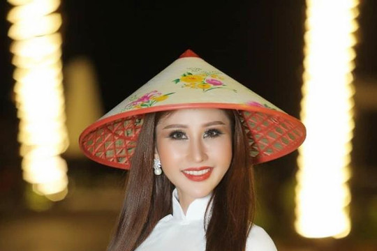 Cô gái mồ côi Chi Nguyễn đăng quang Hoa hậu châu Á Thế giới 2018 