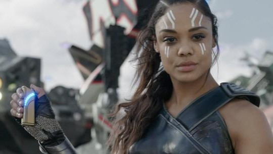 Ngôi sao nữ của 'Thor: Ragnarok' và 'Westworld' công khai yêu cả hai giới