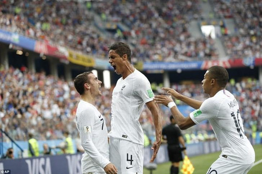 Hạ Uruguay 2-0, Pháp giữ chiếc vé đầu tiên vào bán kết World Cup 2018