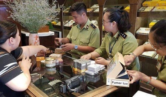 Hà Nội: Thu giữ hơn 1.000 điếu xì gà đắt tiền không rõ nguồn gốc 
