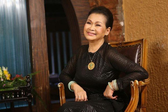 Nữ danh ca Khánh Ly không buồn trước thông tin mình bị 'qua đời'