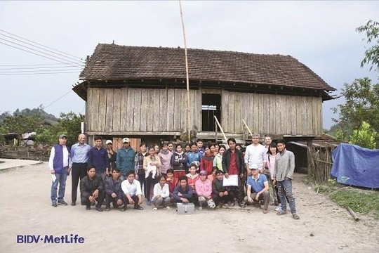 Quỹ MetLife hỗ trợ phụ nữ và hộ dân nghèo ở tỉnh Kon Tum