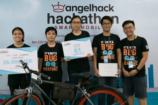 Tặng điểm khi đi xe buýt, ý tưởng đoạt giải nhất AngelHack Hackathon 2018